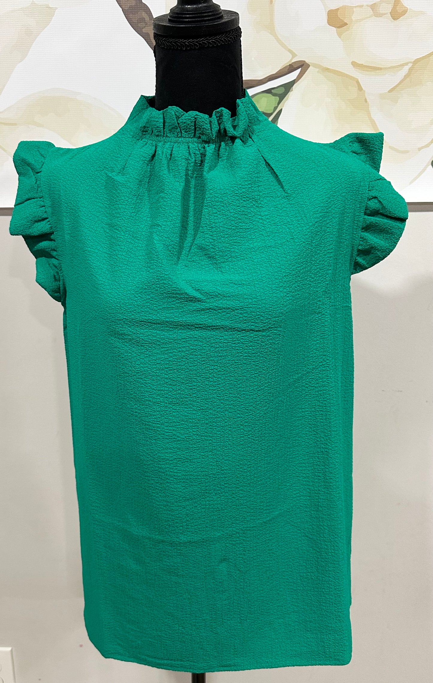 Night On The Town Kelly Green Woven Top