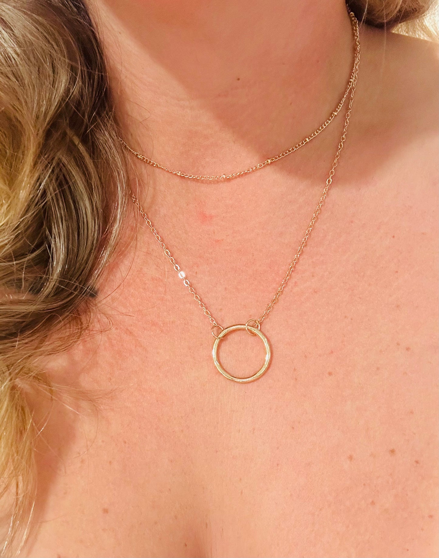 Minimalist Double Layered Round Pendant Necklace - Gold