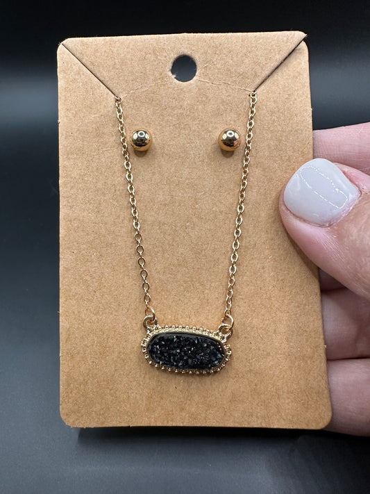 Druzy Oval Black Stone Pendant Necklace and Gold Stud Earring Set