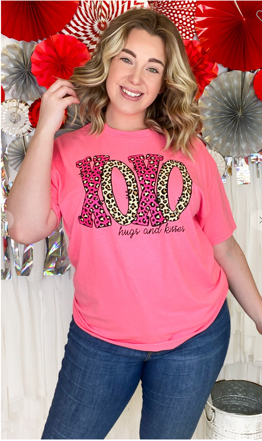 Neon Pink Hugs & Kisses Tee ( Hot Pink & Taupe Leopard)